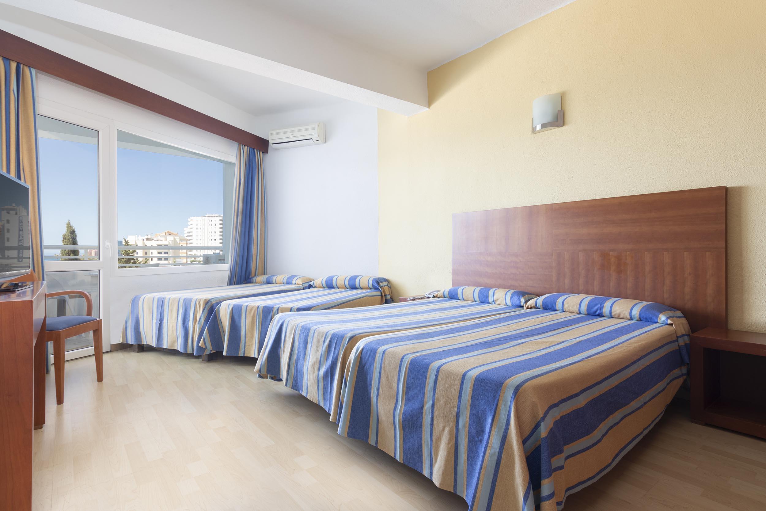 Hotel Palia La Roca Benalmadena Bagian luar foto