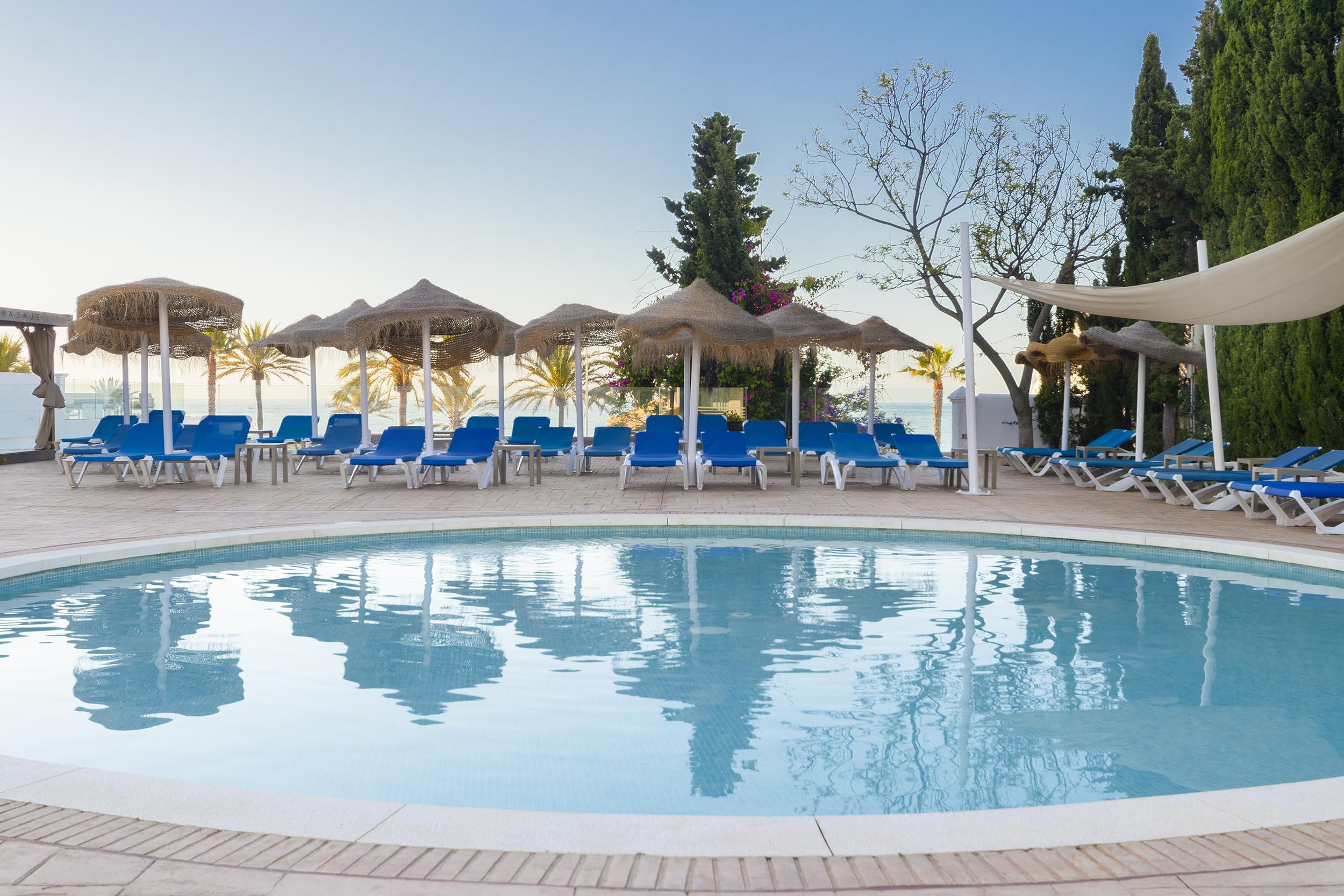 Hotel Palia La Roca Benalmadena Bagian luar foto